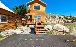6 Reasons You Should Choose Cabins Over Hotels in Yellowstone
